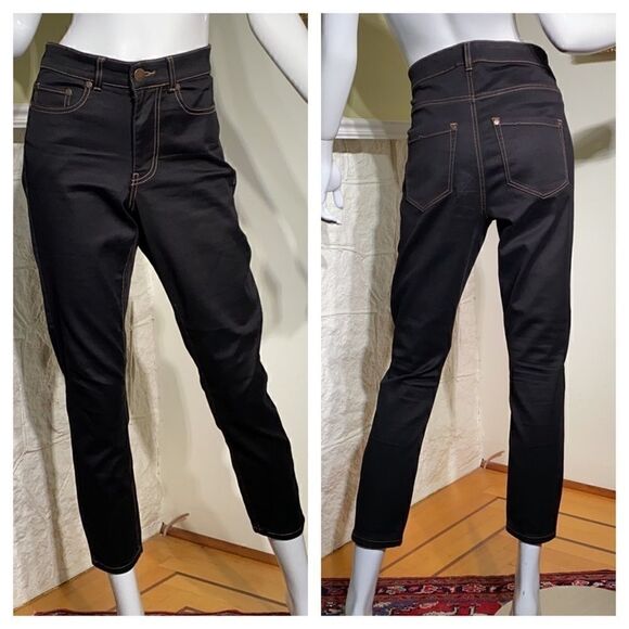 Love & Legend Denim - Love & Legend Mid Rise Skinny Cropped Black Jeans